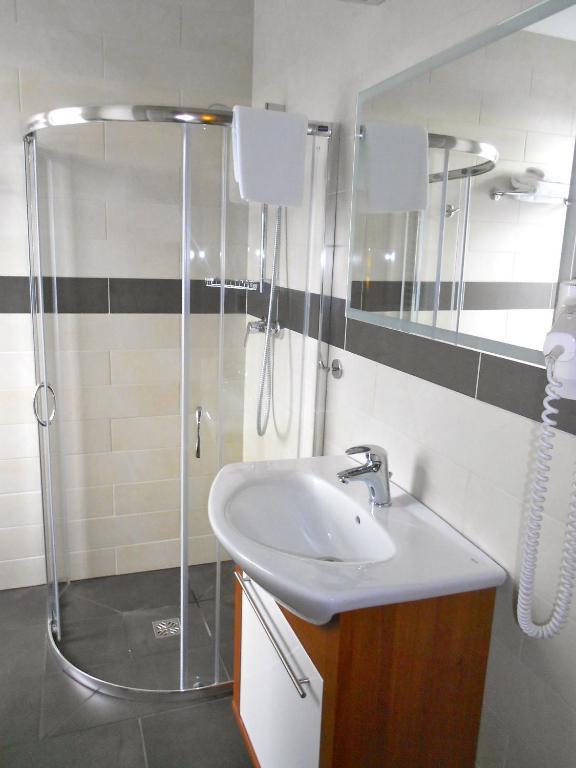 Hotel Srodmiejski Zielona Gora  Room photo